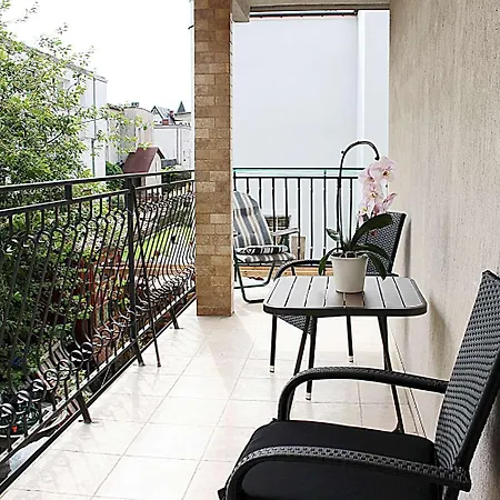 Renatka Przy Plazy Apartment Uniescie Exterior photo