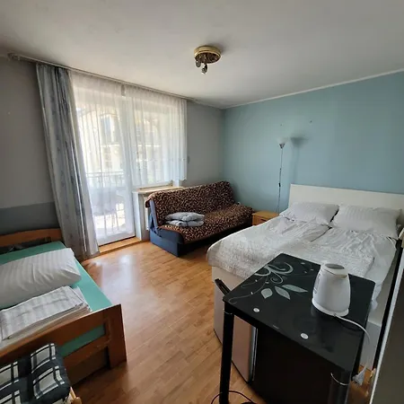 Renatka Przy Plazy Apartment Uniescie Exterior photo