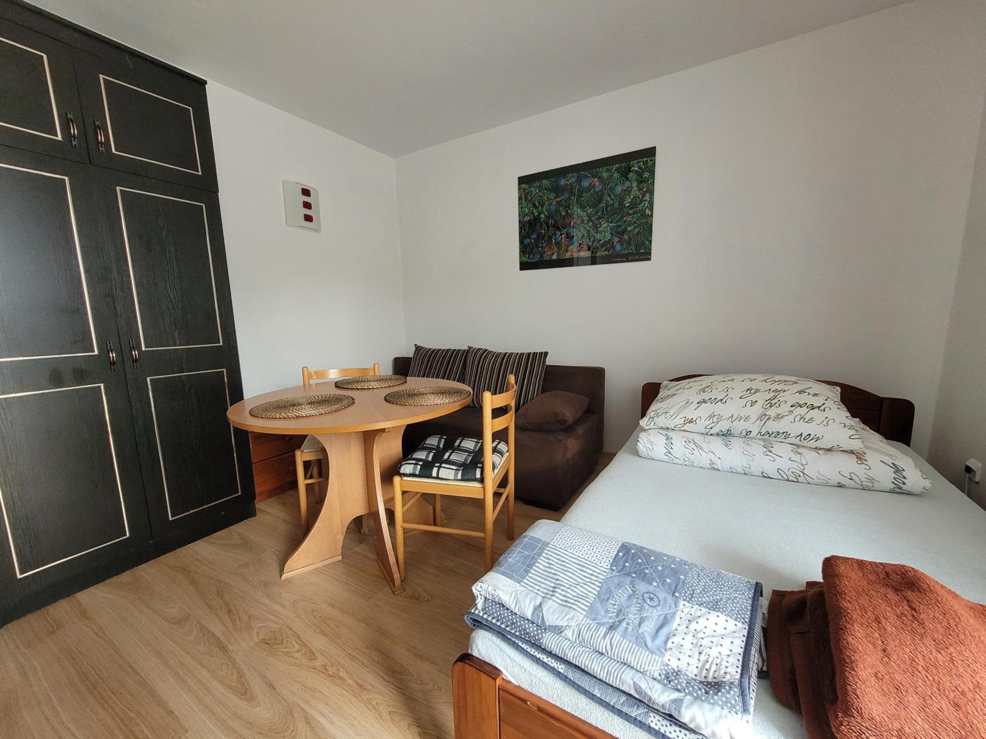 Renatka Przy Plazy Apartment Uniescie